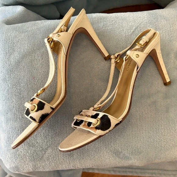 Valentino Garavani Cream and Black Sandals - Picture 3 of 7